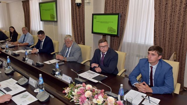 В Барнауле обновляют мемориальные пространства города - Алтайская правда, 26.06.2025