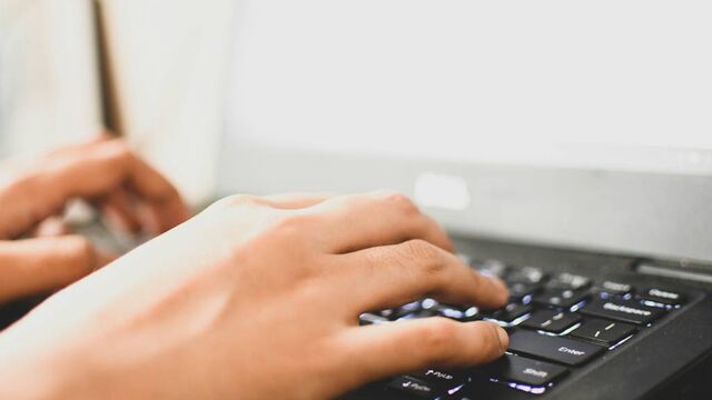 Алтайский бизнес адаптировался к ограничениям интернета - Алтайская правда, 05.08.2025