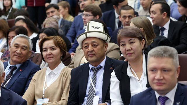 На масштабный форум в Барнаул приедут ведущие тюркологи и алтаисты мира - Алтайская правда, 14.08.2025