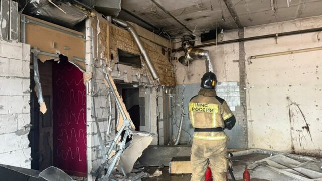 В Барнауле загорелось бывшее здание «Колизея» и «Оперы» - Алтайская правда, 04.11.2025