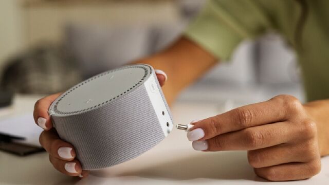 Жителям России порекомендовали не обсуждать рядом с умными колонками конфиденциальную информацию - Алтайская правда, 13.11.2025