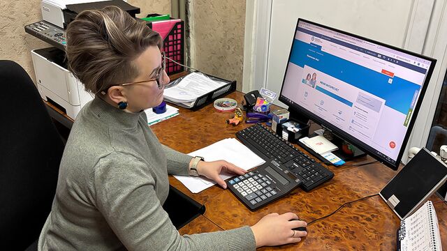 Почему жителям Алтайского края придется заплатить больше налогов, чем годом ранее - Алтайская правда, 15.11.2025