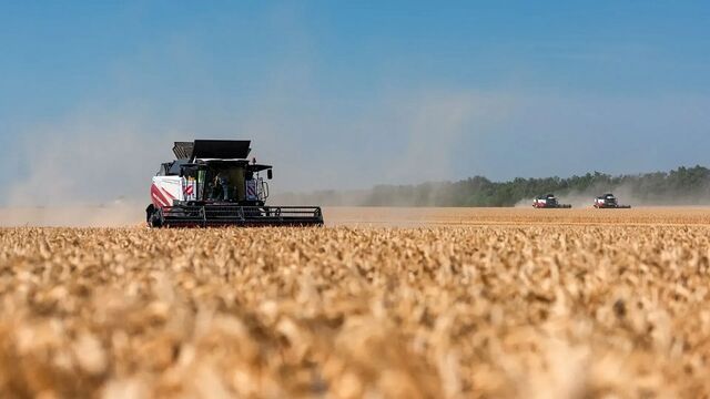 Свыше 630 млн рублей направили аграрии Новичихинского района на покупку сельхозтехники - Алтайская правда, 10.03.2026