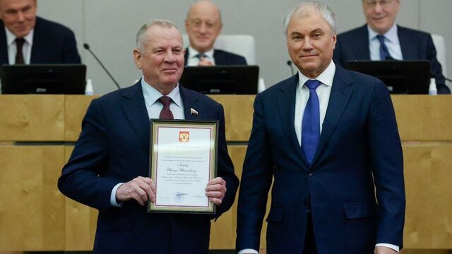 Депутат Госдумы Иван Лоор отмечен Благодарностью президента России - Алтайская правда, 13.03.2026