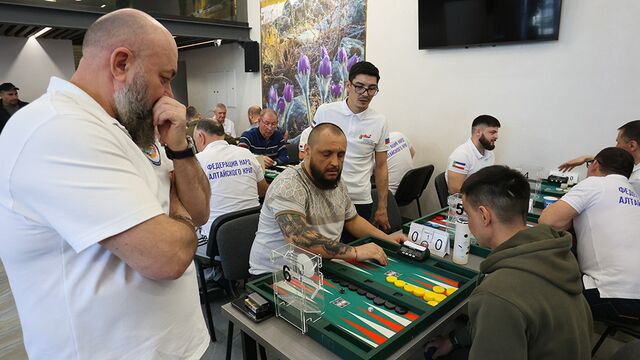 В Алтайском крае прошел турнир по нардам среди участников СВО и ветеранов боевых действий - Алтайская правда, 24.03.2026