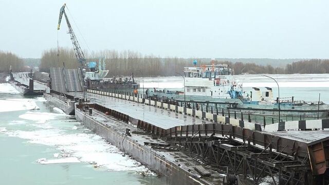 Понтонный мост в Бийске снова открыт - Алтайская правда, 12.04.2026