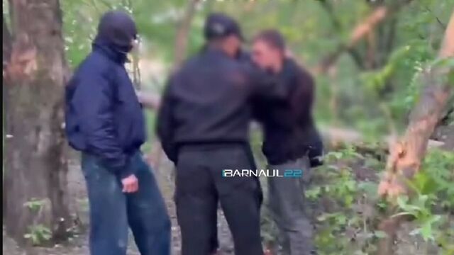 В Барнауле хулиганы жестоко избили подростка - Алтайская правда, 24.05.2026