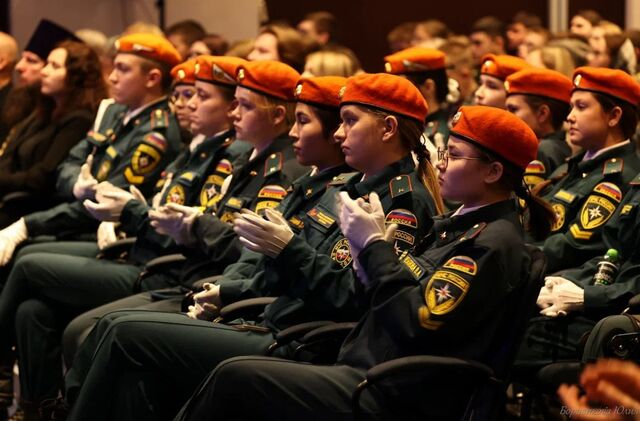 Эксперты на Рождественских чтениях в Челябинске назвали спецоперацию борьбой света против тьмы - Издательский дом "Губерния", 21.11.2024