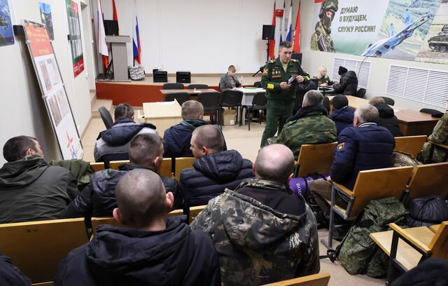 Предстоящие праздники не повлияли на поток добровольцев из Челябинска на СВО - Издательский дом "Губерния", 22.11.2024