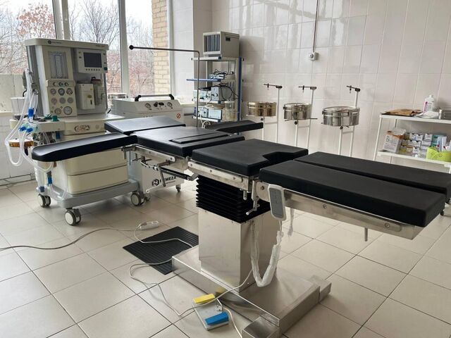 Для больницы Еманжелинска приобрели операционный стол с электроприводом - Издательский дом "Губерния", 07.11.2025