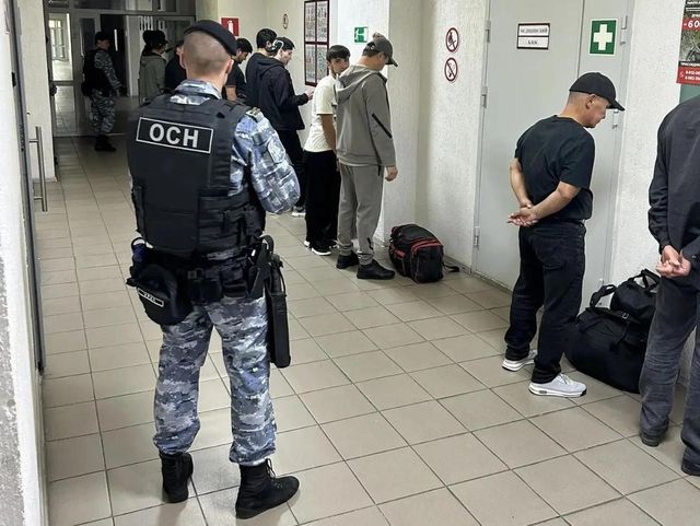 За несколько дней из Челябинской области выдворили 20 мигрантов-нарушителей - Издательский дом "Губерния", 02.09.2026