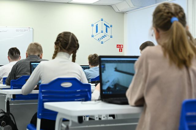 Педагог саткинского «IT-куба» победила на всероссийском конкурсе - Издательский дом "Губерния", 22.09.2026
