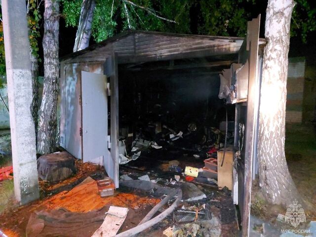 Барнаулец стал жертвой пожара в гараже - Телевидение Алтайского края Катунь 24, 20.05.2025