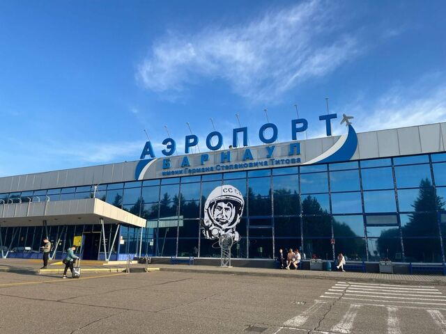 Следовавшие в Новосибирск и Кемерово самолеты вынужденно приземлились в Барнауле - Телевидение Алтайского края Катунь 24, 02.07.2025
