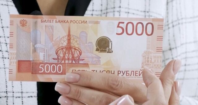 Житель Барнаула украл деньги у кассира в супермаркете - Телевидение Алтайского края Катунь 24, 07.07.2025