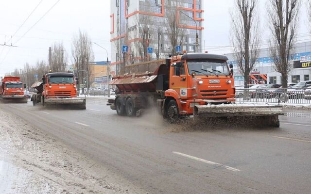 Не парковать машины в центре Воронежа во время уборки снега попросил Сергей Петрин - Обозреватель.Врн, 05.02.2025