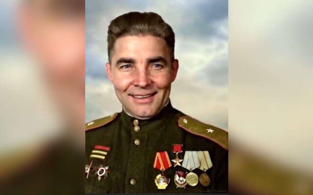 Свидетелями необычного поздравления от легендарного «Бати ВДВ» стали воронежцы - Обозреватель.Врн, 02.08.2025