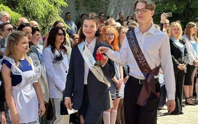 Даты последних звонков и выпускных напомнили воронежским школьникам Даты последних звонков и выпускных напомнили воронежским школьникам - Обозреватель.Врн, 17.03.2026