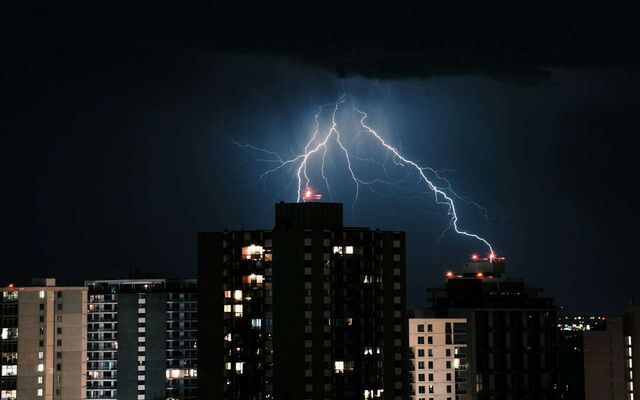 Из-за грозы и тумана в желтую зону опасности попала Воронежская область - Обозреватель.Врн, 11.04.2026