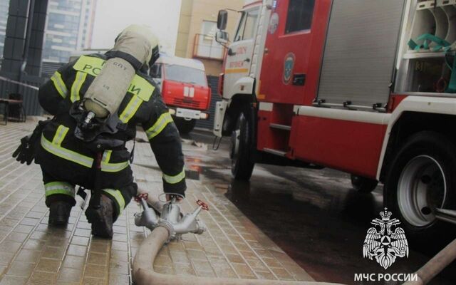 Субботним утром из-за пожара 12 человек эвакуировали из пятиэтажки в центре Воронежа - Обозреватель.Врн, 23.05.2026