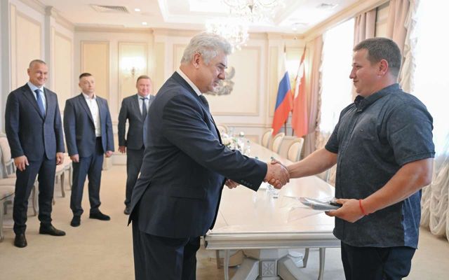 Ветерану СВО подарили новую Lada Vesta в Воронеже - Обозреватель.Врн, 20.07.2026
