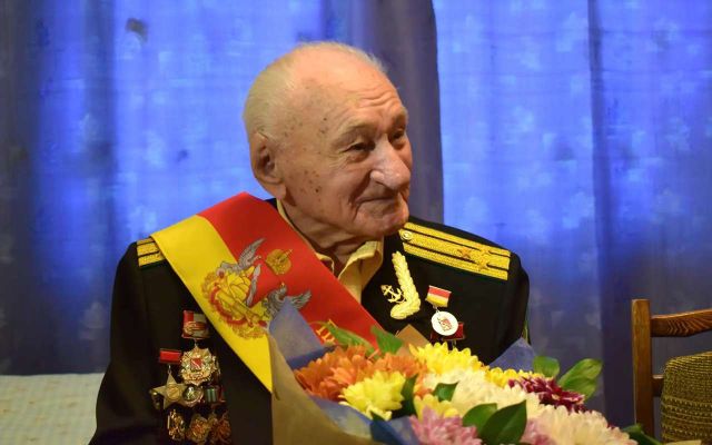 Вековой юбилей отмечает Почетный гражданин Воронежа Александр Мозговой - Обозреватель.Врн, 30.09.2026
