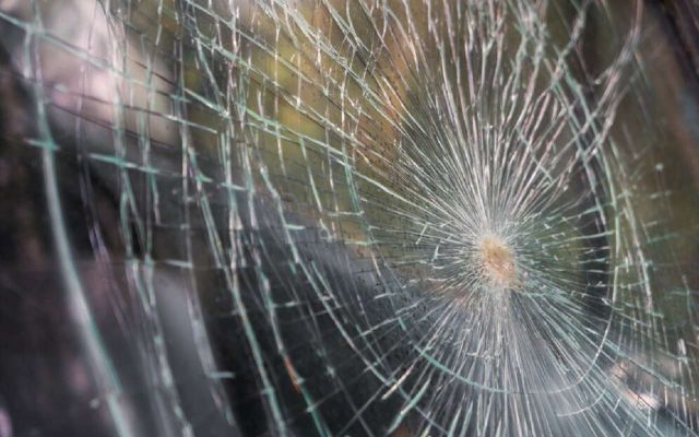 Девушка из ревности разбила машину сожителя в Воронежской области - Обозреватель.Врн, 14.10.2026