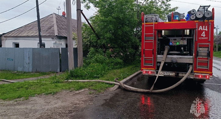 В МЧС назвали причину пожара, из-за которого в Челябинске погиб молодой человек - Агенство новостей Доступ, 20.05.2025