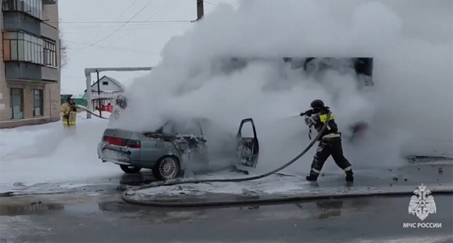В Челябинской области 2 автомобиля загорелись после столкновения - Агенство новостей Доступ, 06.03.2026