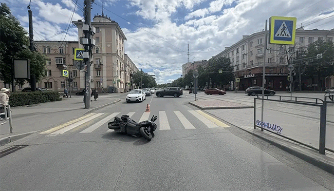 В Челябинске молодой водитель BMW спровоцировал аварию с мопедом - Агенство новостей Доступ, 02.06.2026