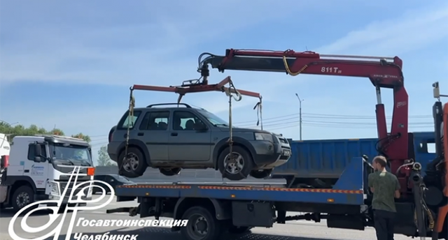 В Челябинске остановили бесправника за рулем внедорожника на подложных номерах - Агенство новостей Доступ, 19.06.2026