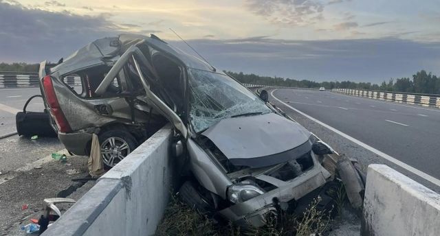 В Челябинске пьяный водитель влетел в ограждение В Челябинске пьяный водитель влетел в ограждение - Агенство новостей Доступ, 06.09.2026
