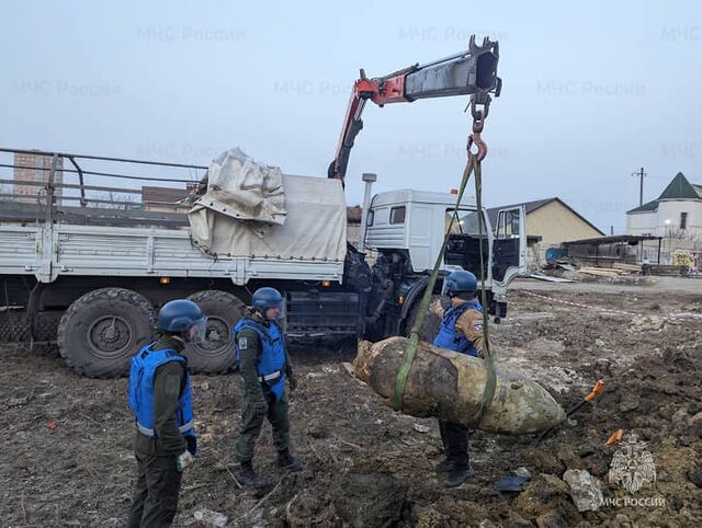 В Аксайском районе успешно нейтрализовали авиабомбу времен ВОВ - Privet-Rostov.ru -  Главные новости Ростова и Ростовской области, 11.09.2025