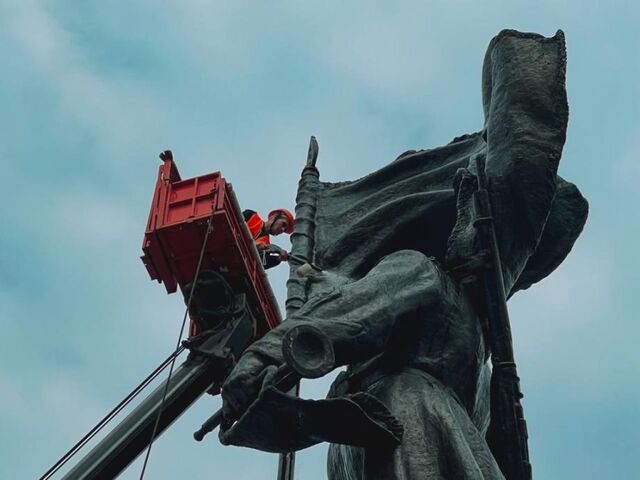 Во Владивостоке проведут комплексную уборку на 22 памятниках - PRIMPRESS, 27.04.2024