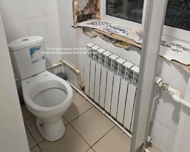 Прокурорская проверка выявила вопиющие нарушения в школах Владивостока Прокурорская проверка выявила вопиющие нарушения в школах Владивостока - PRIMPRESS, 27.10.2025