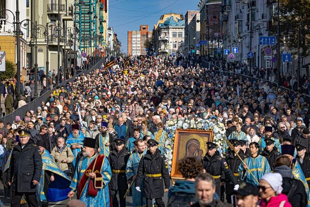 Владивосток впервые за 13 лет принял крестный ход - PRIMPRESS, 04.11.2025