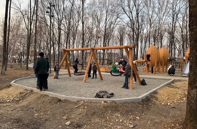 Обновлённый парк в приморском селе Камень-Рыболов принял первых посетителей - PRIMPRESS, 11.11.2025