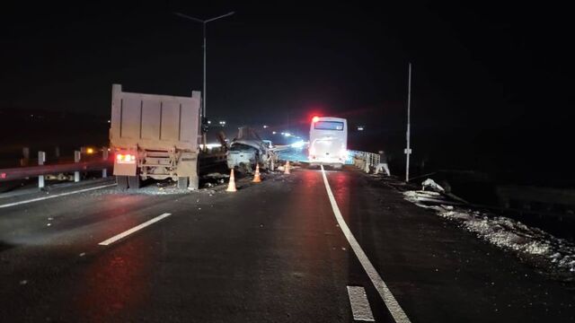 Появились подробности жуткой аварии на трассе в Приморье Появились подробности жуткой аварии на трассе в Приморье - PRIMPRESS, 15.11.2025