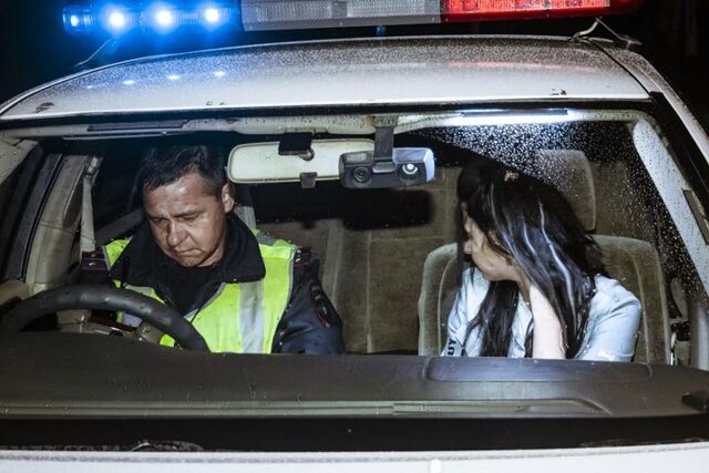 Инспекторы ГИБДД начали требовать телефон для осмотра: что должен отвечать водитель - PRIMPRESS, 17.11.2025