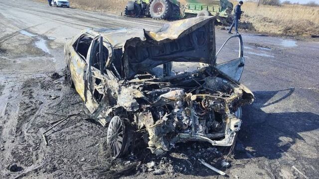 Жесткое столкновение Toyota Camry и трактора под Михайловкой унесло жизнь двадцатилетней пассажирки - PRIMPRESS, 12.03.2026