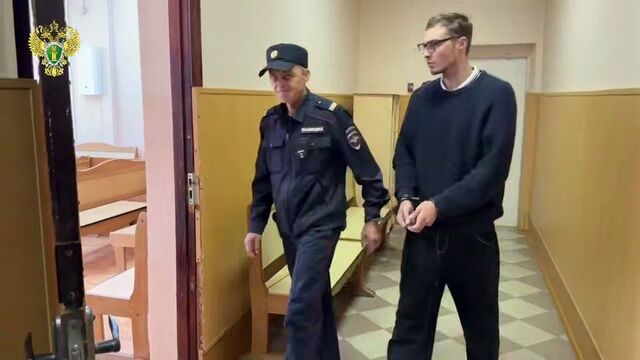 Приморская полиция поймала с поличным двоих СВО-вымогателей - PRIMPRESS, 15.04.2026