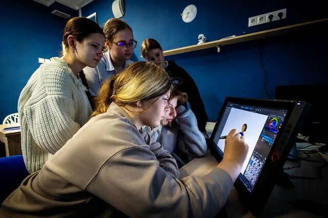 FESCO поможет подросткам Владивостока освоить современные медиа - PRIMPRESS, 17.04.2026