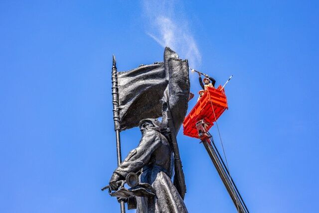 Подготовка главного памятника Владивостока к 65-летию стоит 440 тысяч - PRIMPRESS, 28.04.2026