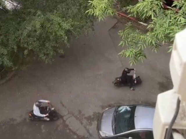Двор Владивостока превратился в площадку для экстремальных заездов - PRIMPRESS, 21.06.2026