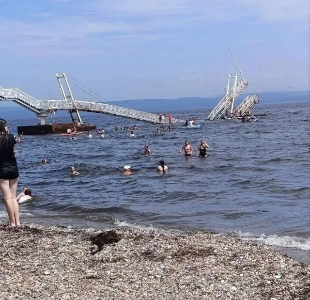 Обрушение пирса произошло в популярной бухте под Владивостоком - PRIMPRESS, 13.07.2026