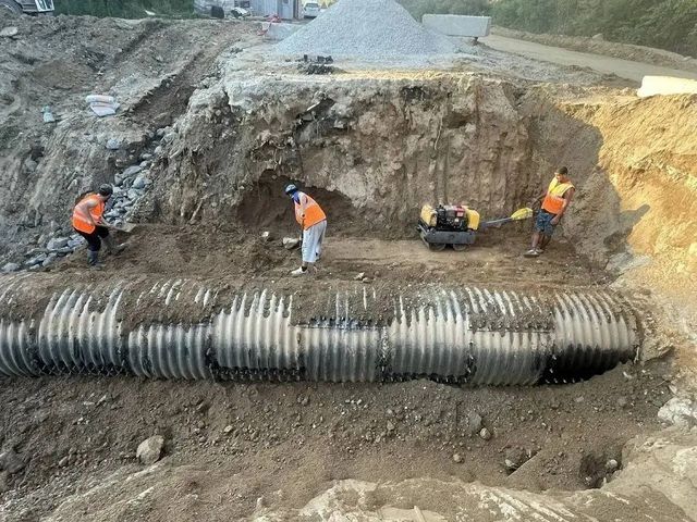 Минтранс Приморья пытает заставить работать подрядчика ремонта дороги в Андреевке - PRIMPRESS, 27.07.2026