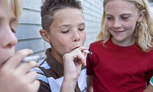 За приучение детей к курению хотят ввести уголовное наказание. - Инцидент Барнаул, 02.10.2023