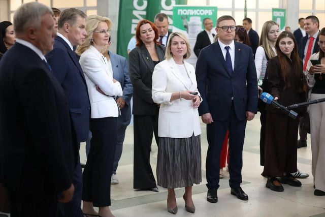 Татьяна Голикова и Михаил Мурашко встретились с будущими медиками - Южноуральская панорама, 15.08.2026