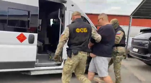 Сотрудники ФСБ задержали поставщиков питания в школы и сады Челябинска - Южноуральская панорама, 27.08.2026