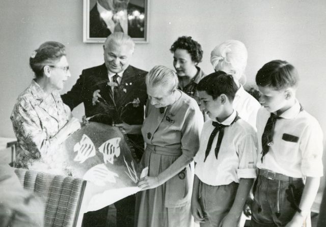 На Южном Урале немецкий волонтер спасала голодающих и беспризорников - Южноуральская панорама, 27.08.2026